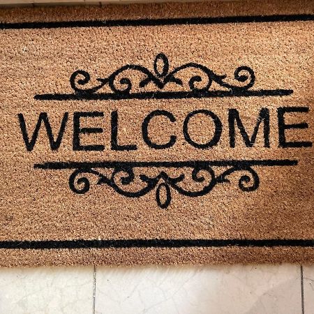 מאלגה Encantador Apartamento Con Patio מראה חיצוני תמונה